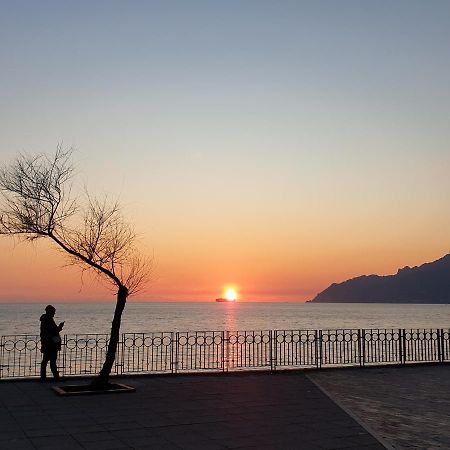 Doralice Comfort House Free Private Parking Villa Salerno Exterior photo