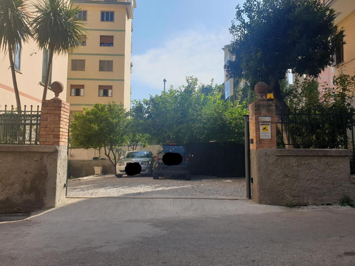 Doralice Comfort House Free Private Parking Villa Salerno Exterior photo